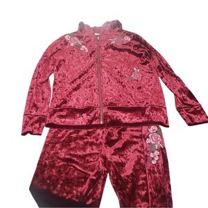 CT1994 Standard Grace Velour Burgundy Floral Embroidered Jogger Set S